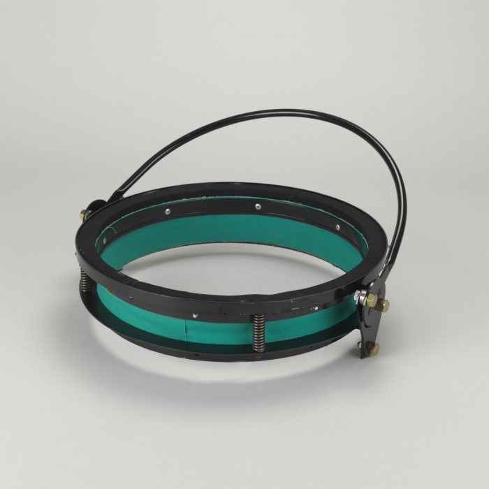 SEALER GEAR ASSY WITH NEOPRENE SEAL SMALL DIAMETER BINS - 420 MM